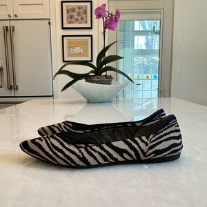 Rothy’s size 9.5 zebra stripe points.